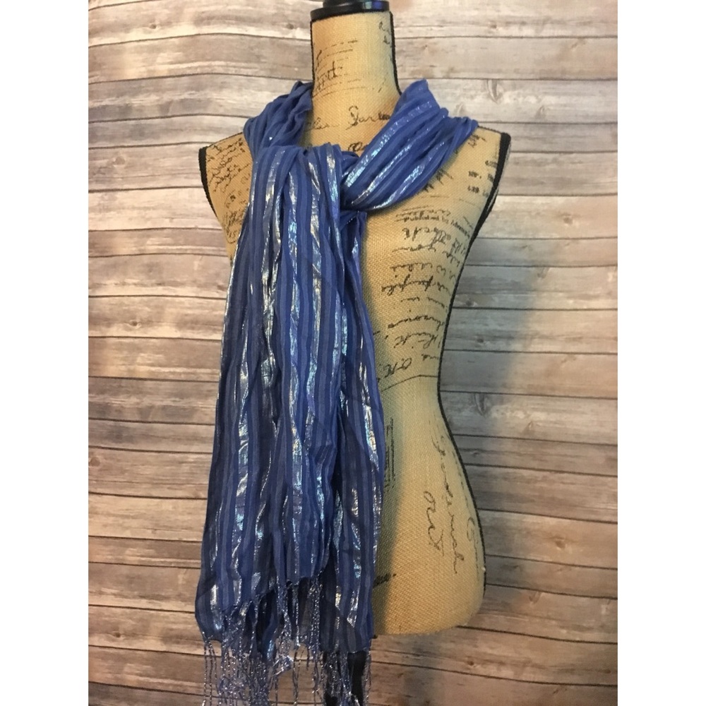 🧣Ann Taylor Loft Scarf